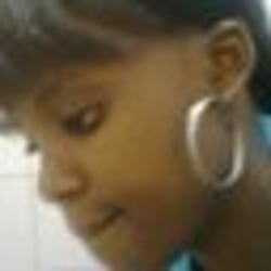 Picture of Elle Mos