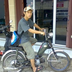 Picture of andi budiono